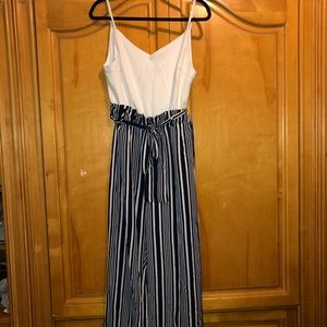 L white & blue romper/jumpsuit.
